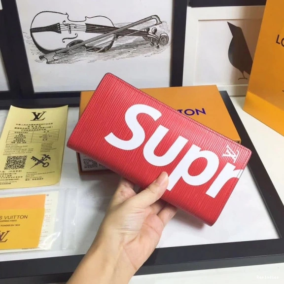 Cheap Supreme Vuitton wallet Louis 0809